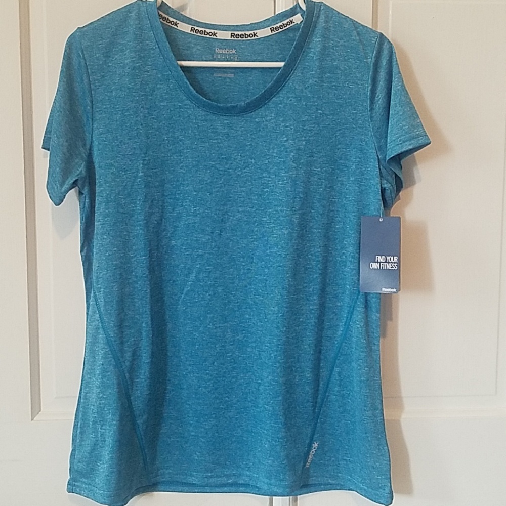 Womens Reebok Relective Active Tee NWT Size Medium